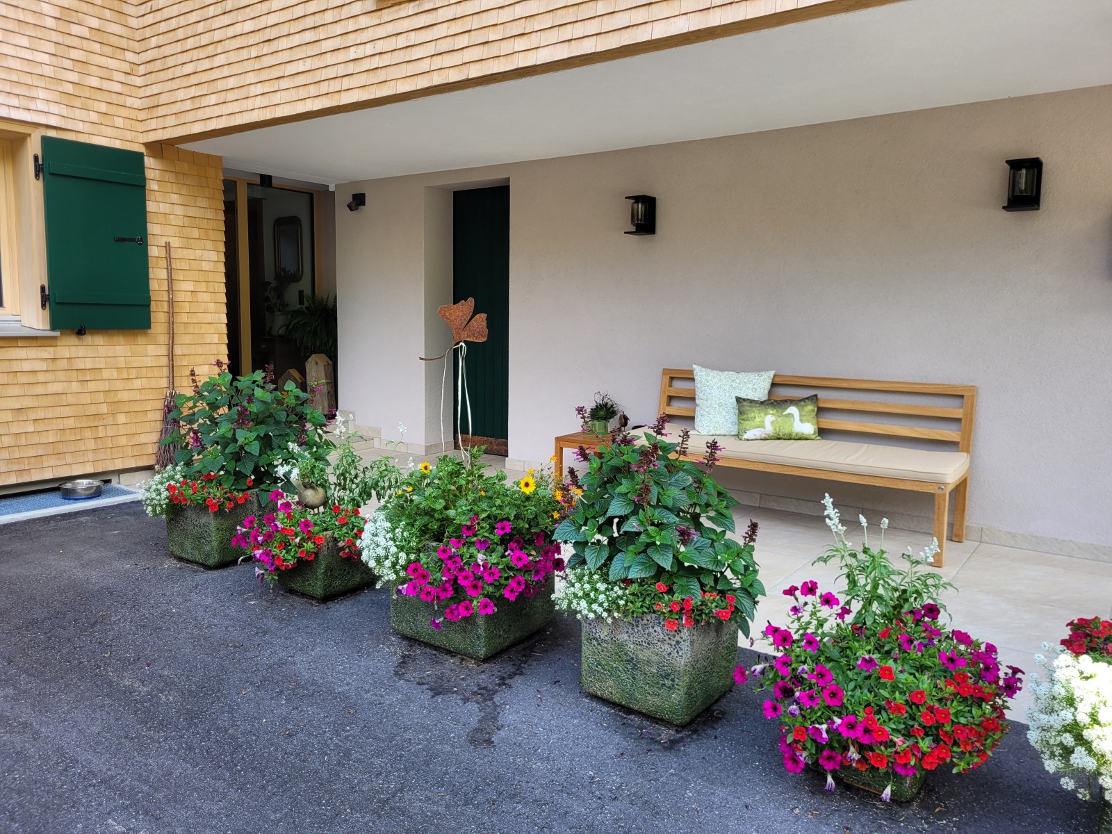 Entrance area