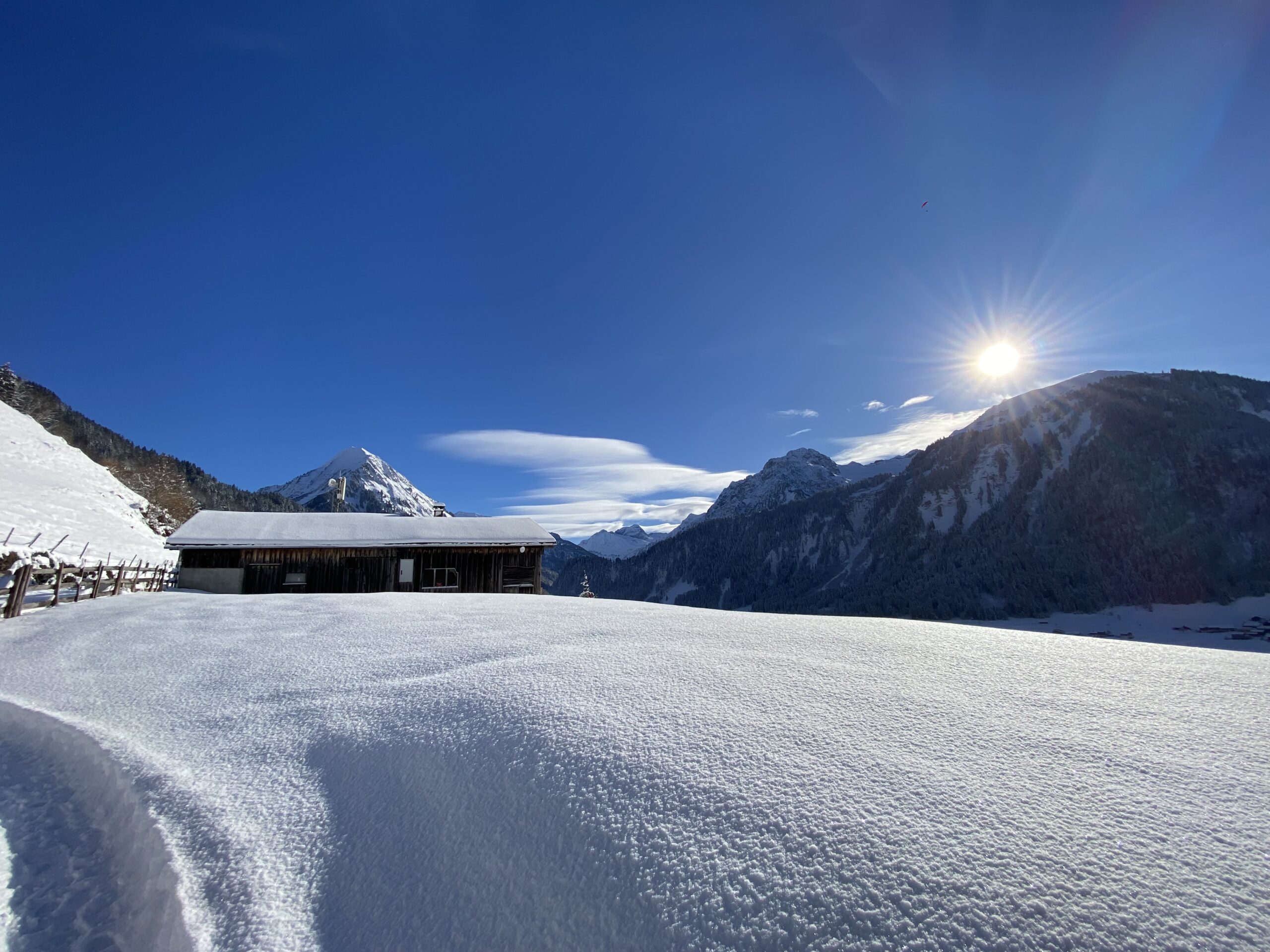"Fri hea und gnüßa bi üs."